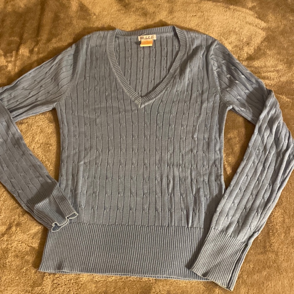 Periwinkle cable knit sweater. Exc condition